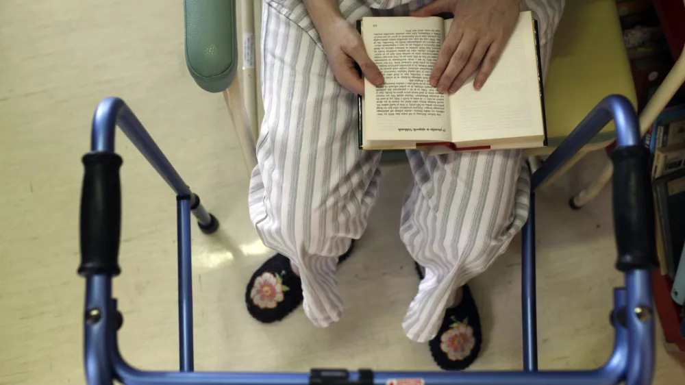 Bolniki ujeti v nered čakalnih seznamov