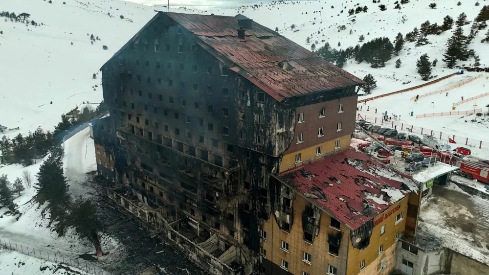 FILE PHOTO: A drone view shows the aftermath of a fire at a hotel in the ski resort of Kartalkaya in Bolu, Turkey, January 21, 2025. REUTERS/Murad Sezer   TPX IMAGES OF THE DAY/File Photo