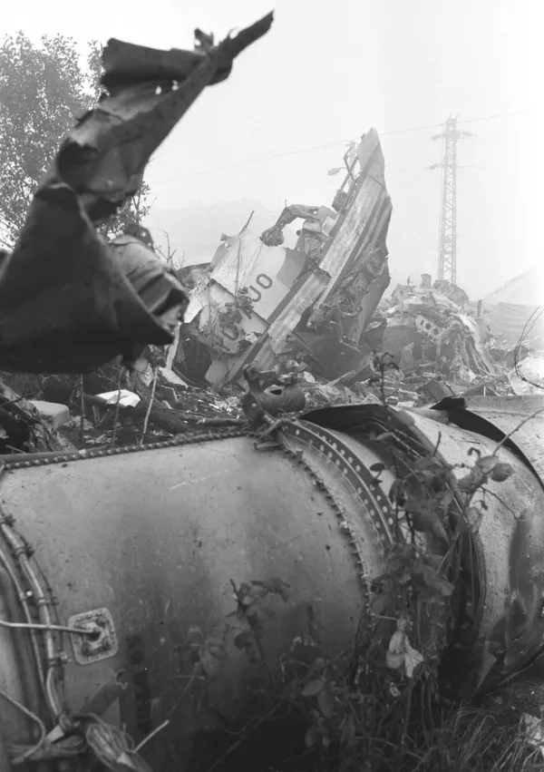 Letalo je udarilo z levim krilom. / Foto: Profimedia