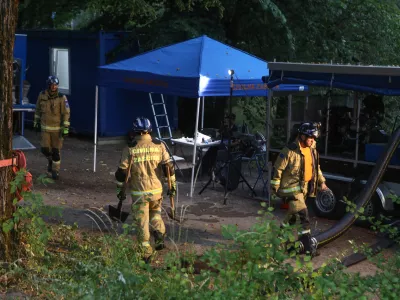 Reka unica - civilna za&scaron;čita- 26.07.2022 &ndash; kritično stanje vodooskrbe v slovenski Istri &ndash; prispeli prvi tovornjaki s cisternami surove vode iz reke Unice v vodarno Rižanskega vodovoda v Cepkih pri Dekanih.  //FOTO: Luka Cjuha