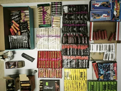 Postojnski policisti so zasegli večjo količino pirotehnike. 