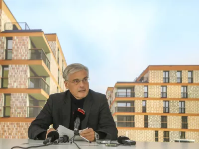 Stanovanjski sklad RS: potencial za 10.000 novih javnih stanovanj, če država spremeni zemlji&scaron;ko politiko