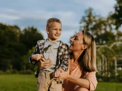 &Scaron;pela Miro&scaron;evič in sin Urban