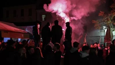- 28.10.2025 - Izredna skup&scaron;čina občine Novo Mesto s svetniki in predstavniki vlade in protest proti romskemu nasilju z naslovom Dovolj je!//FOTO: Jaka Gasar / Foto: Jaka Gasar