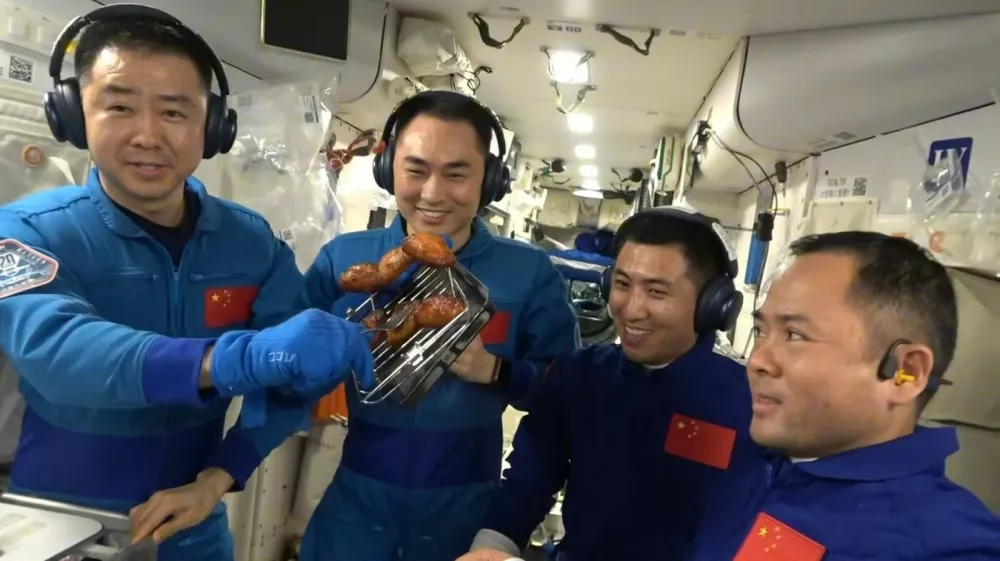 Ferrari Press AgencySpace Oven 1Ref 1727705/11/2025 See Ferrari textPicture MUST credit: Astronaut Center of China Chinese astronauts have been able to tuck into chicken and steak &mdash; cooked in a specially made zero-gravity oven aboard the country's space station.The oven uses hot-air and was developed to help improve the morale and health of crews aboard the orbiting Tiangong space craft.While astronaut meals are nutritious, consisting of things like tinned fish, pre-prepared thermostabilized meat and re-constituted eggs.The Astronaut Center of China says that the new oven was delivered to the Tiangong space lab aboard a Shenzhou-21 crewed spacecraft on October 31.It is described as a sophisticated piece of equipment needed to overcome a number of problems for cooking in space.OPS:Astronauts abord China's Tiangong space station use the new oven to cook chicken and steakPicture supplied by Ferrari,Image: 1050478020, License: Rights-managed, Restrictions:, Model Release: no