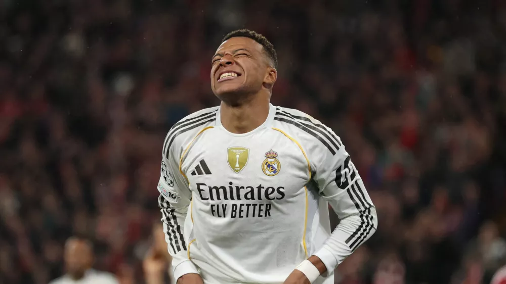 Soccer Football - UEFA Champions League - Liverpool v Real Madrid - Anfield, Liverpool, Britain - November 4, 2025 Real Madrid's Kylian Mbappe reacts REUTERS/Phil Noble   TPX IMAGES OF THE DAY