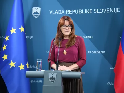 Ljubljana, vlada.Novinarska konferenca po redni seji vlade.Ministrica za pravosodje Andreja Katic.
