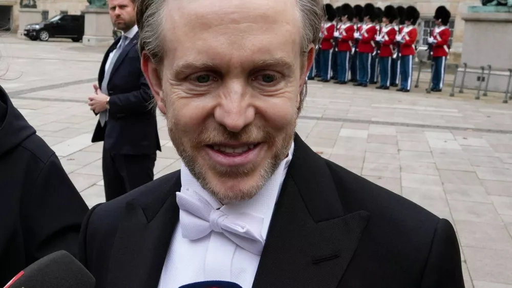 U.S. Ambassador to Denmark Ken Howery talks to journalists outside Christiansborg palace in Copenhagen, Denmark, November 5, 2025. REUTERS/Tom Little