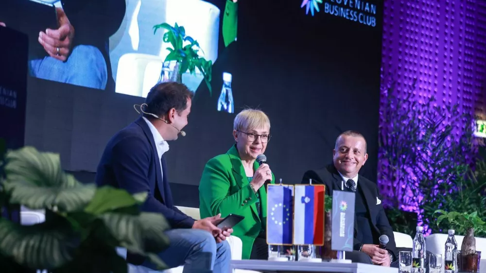 Nata&scaron;a Pirc Musar in Joc Pečečnik na 3. Festivalu podjetni&scaron;tva SBC. F SBC