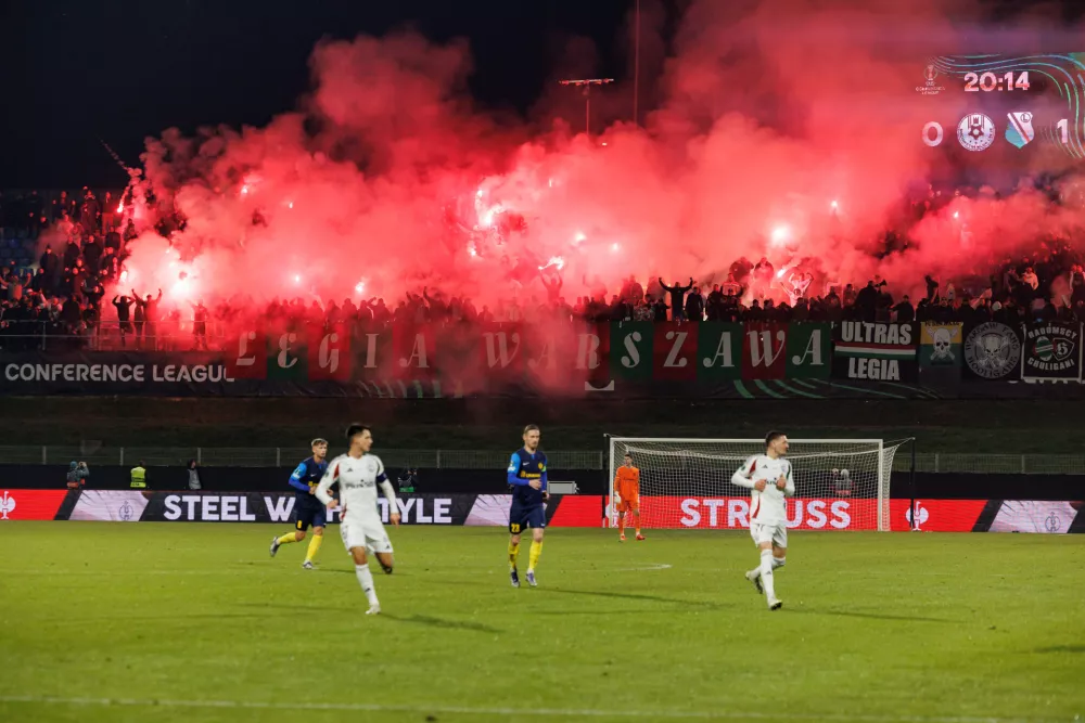 Celje, Stadion Z'dezele.Nogometna konferencna liga, 3. krog: Celje - Legia Varsava.