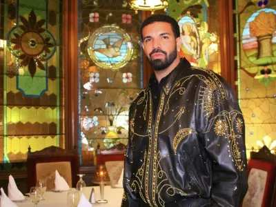 Kanadski pevec Drake je znan po tem, da rad igra stave in pri tem vlaga visoke zneske. F instagram