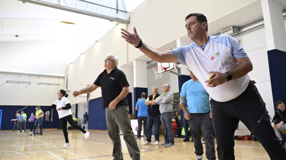 Ni balinčkanje, ni rokomet &ndash; to je prstomet!