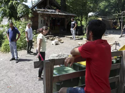 - 07.06.2023 &ndash; Romsko naselje Lepovče v občini Ribnica &ndash; romi - //FOTO: Jaka Gasar