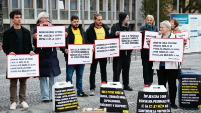 Poslance pozvali, naj zavrnejo ali popravijo Šutarjev zakon