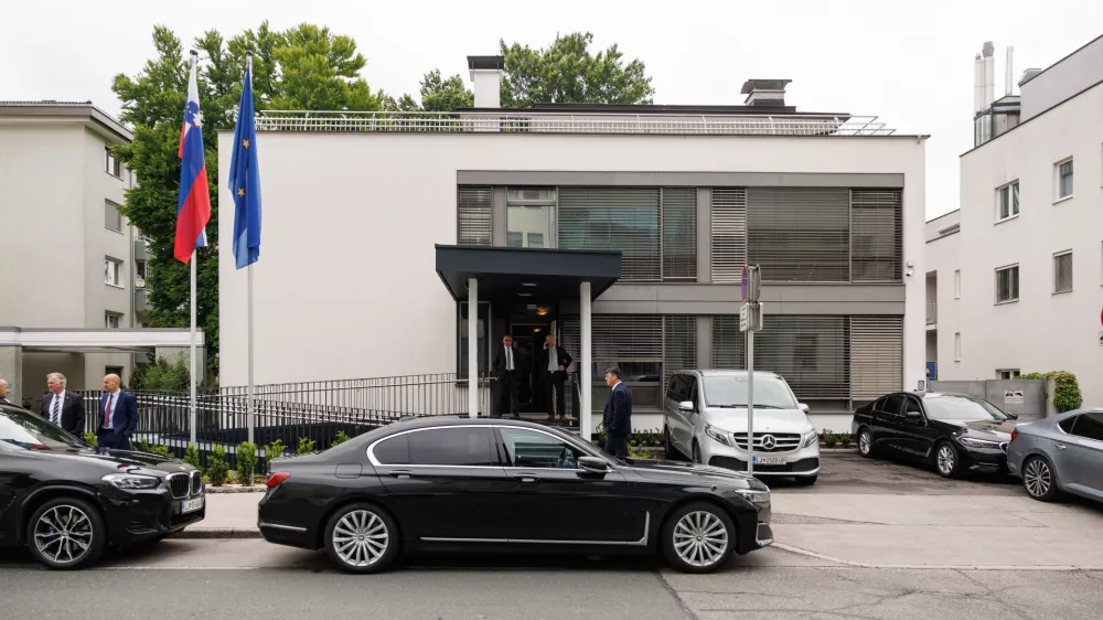 Celovec.Stavba Generalnega konzulata RS v Celovcu.