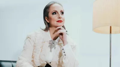 Jadranka Juras bo svoj novi album Dva črna vrana predstavila tudi 21. novembra v Skalni dvorani na Ljubljanskem gradu. / Foto: Jana Furman 