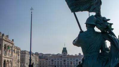 Ko je Černigoj moral prisilno zapustiti Ljubljano, se je vrnil v Trst. / Foto: Getty Images