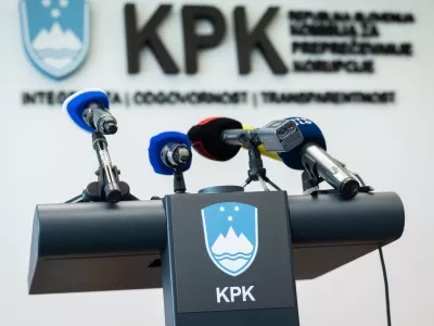 Favorita za novega &scaron;efa KPK Robert &Scaron;umi in Katja Mihelič Su&scaron;nik