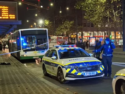 Policija ujela storilca, zakaj je zabodel &scaron;oferja avtobusa, &scaron;e ugotavljajo