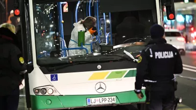 kriminalforenzika forenziki policija uboj kriminalisti 13.11.2025 Napad na voznika LPP z ostrim predmetom - nožem, Bavarski dvorFoto: Nik Erik Neubauer