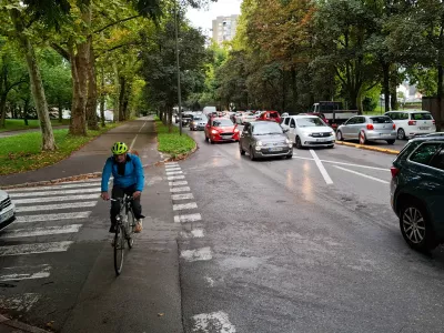 Savčani občini poročali o prometu v naselju