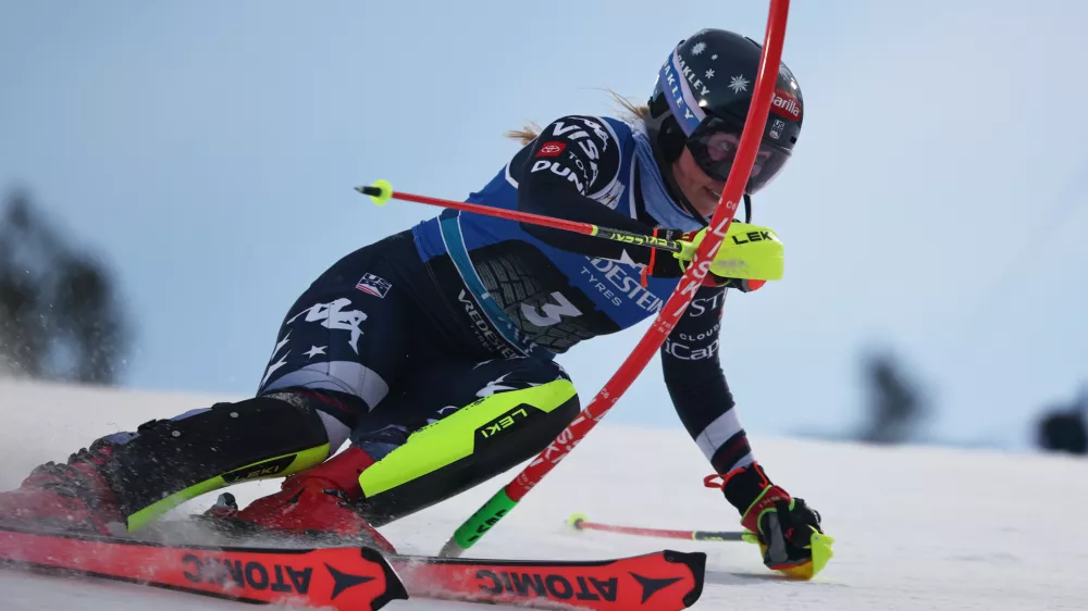 United States' Mikaela Shiffrin competes in an alpine ski, women's World Cup slalom, in Levi, Finland, Saturday, Nov. 15, 2025. (AP Photo/Marco Trovati)