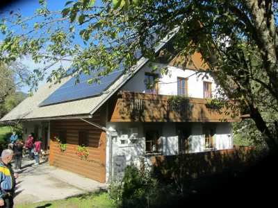 Ekolo&scaron;ka turistična kmetija Dolinar-Krainer je prijazno turistično zatoči&scaron;če v naravi.