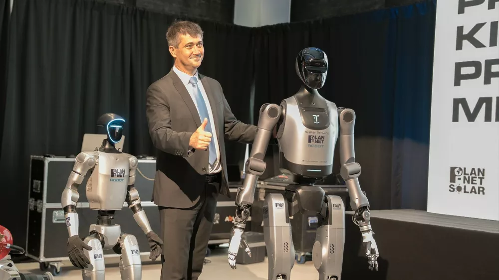 Plan-net, roboti, Marko Femc