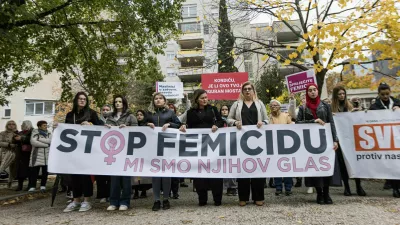 November 2025. Shod v Mostarju po še enem femicidu