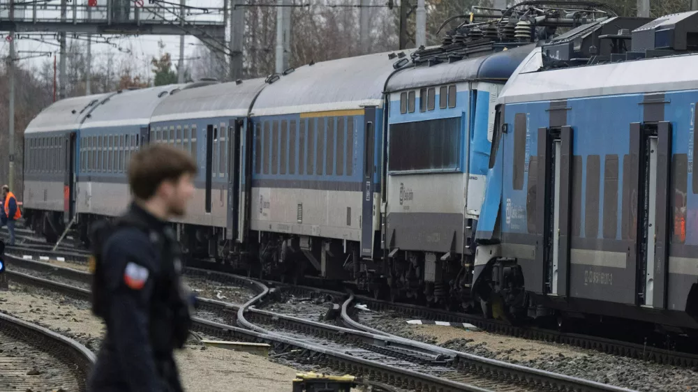 The scene after an express train collided with a passenger train on the line between Zliv and D&iacute;včice in the Česk&eacute; Budějovice region in the southern Czech Republic on Thursday, Nov.20, 2025. (Vaclav Pancer/CTK via AP)