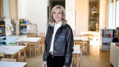 - Janja Bogataj, ravnateljica, leto&scaron;nja dobitnica nagrade za življensko delo na področju vzgoje in izobraževanja.- 03.10.2025. - Vrtec Kamnitnik, &Scaron;kofja Loka.//FOTO: Bojan Velikonja