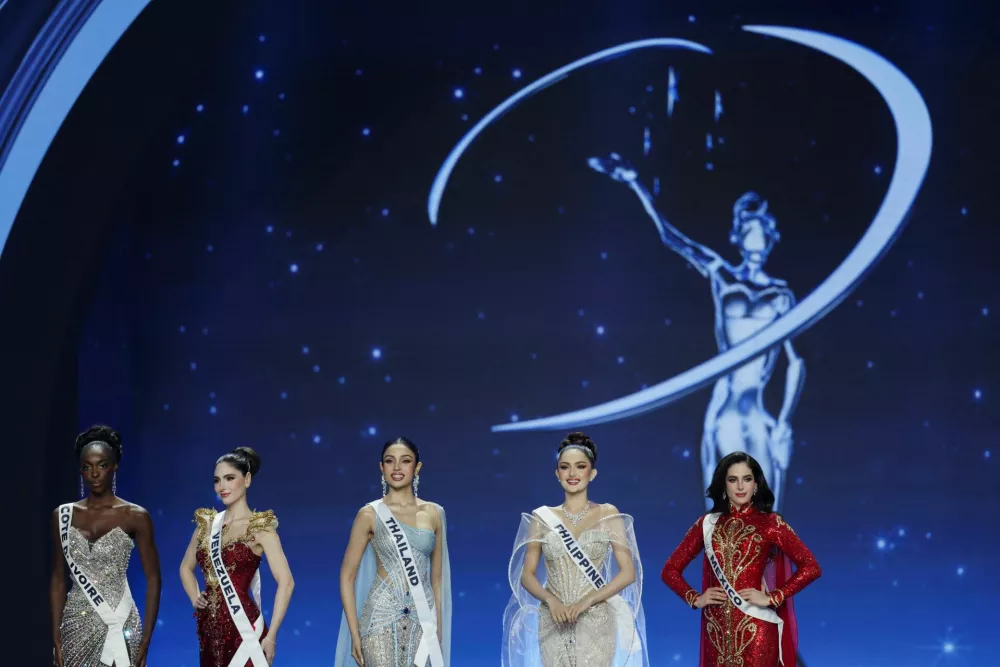 The top five contestants, Olivia Yace of Cote d'Ivoire, Stephany Abasali of Venezuela, Praveenar Singh of Thailand, Ahtisa Manalo of Philippines, and Fatima Bosch of Mexico take part in the 74th Miss Universe pageant in Bangkok, Thailand, November 21, 2025. REUTERS/Chalinee Thirasupa