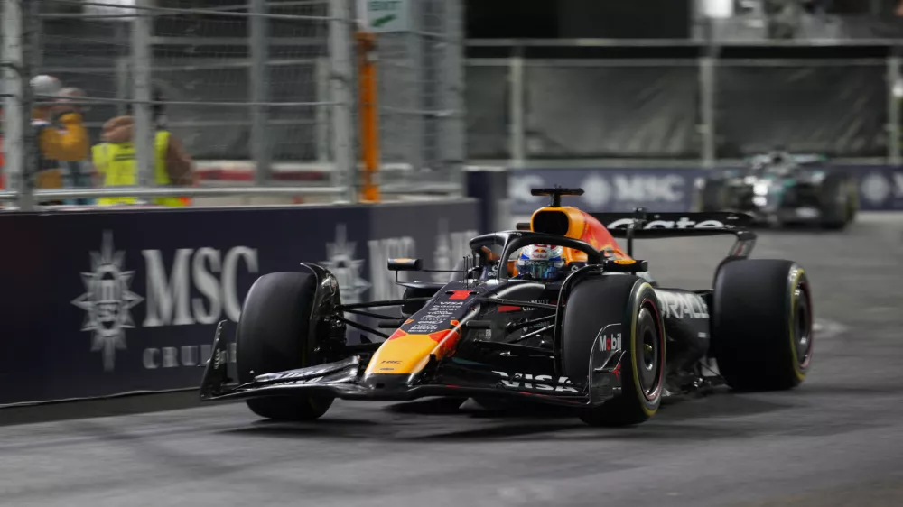 Nov 22, 2025; Las Vegas, NV, USA; Red Bull Racing driver Max Verstappen (1) drives during Las Vegas Grand Prix at the Las Vegas Strip Circuit. Mandatory Credit: Lucas Peltier-Imagn Images