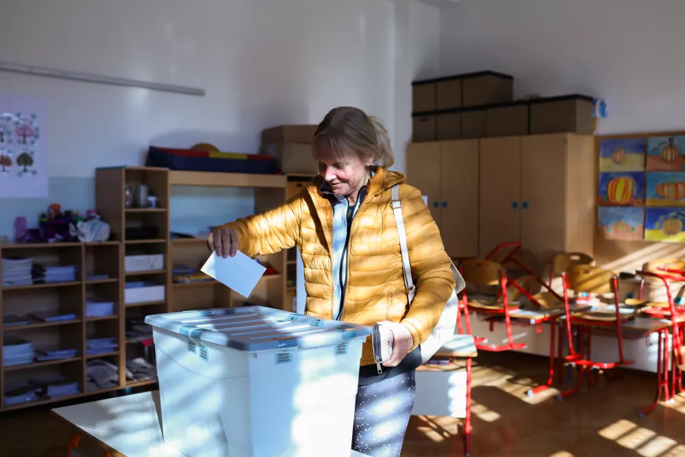 - Voli&scaron;če O&Scaron; Ketteja in Murna- 23.11.2025. - Zakonodajni referendum o Pomoči pri prostovoljnem končanju življenja.//FOTO: Bojan Velikonja