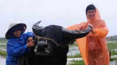 Jerca Legan med poplavami v Vietnamu. Imela je srečo, da so jo evakuirali iz hotela. 