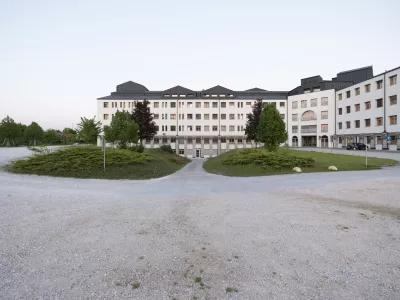 01.05.2025 Zemlji&scaron;ča za URI Soča, kjer je predvidena &scaron;iritev in&scaron;tituta. FOTO: Nik Erik Neubauer