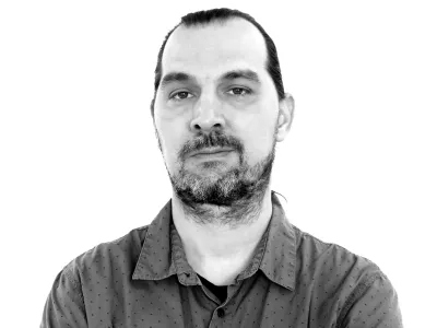 Gregor Butala- Redakcija Dnevnik 2024 - portreti za komentarje in kolumne - kolumnisti - komentatorji &ndash; novinarji - portret //FOTO: Luka Cjuha