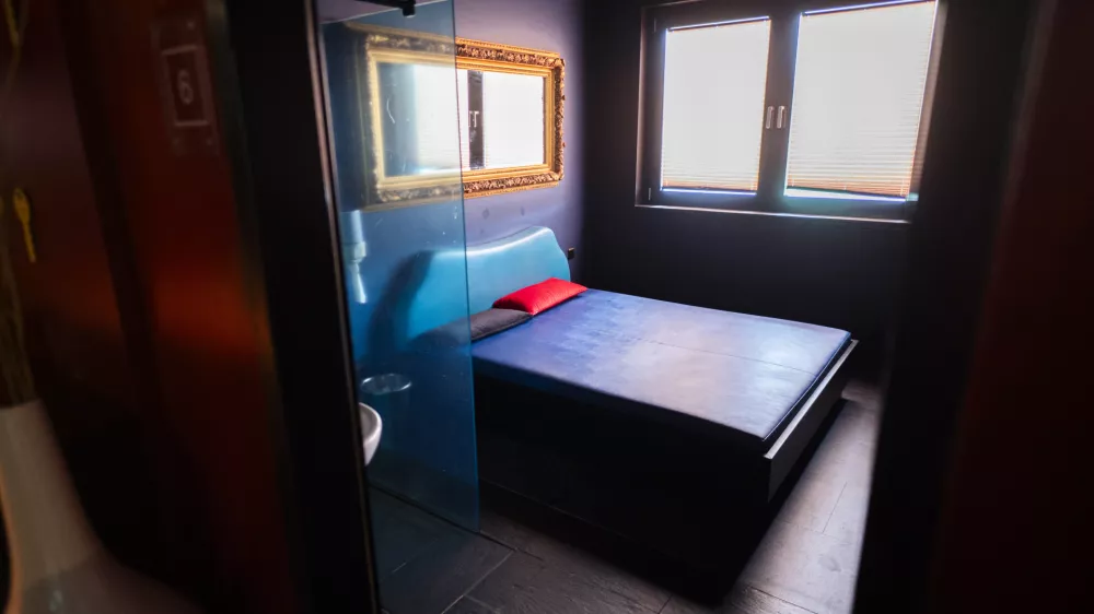 bordelprostitucijajavna hi&scaron;aprostitutkeseks21.04.2025 Wellness za mo&scaron;ke Andiamo, Beljak. FOTO: Nik Erik Neubauer