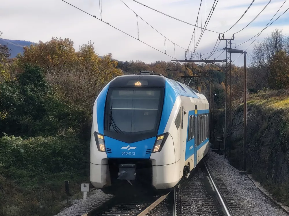 potni&scaron;ki vlak / Foto: Katja Gle&scaron;čič