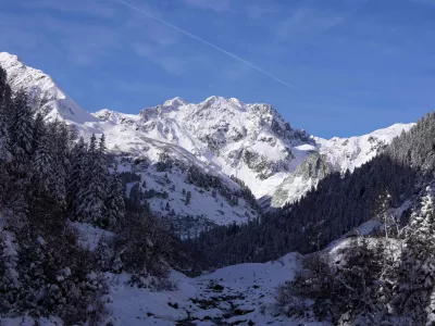 FILE - Snow covers the mountains at the Stubai glacier in Neustift im Stubaital, Tyrol, Austria, on Nov. 6, 2022. (AP Photo/Matthias Schrader, File)