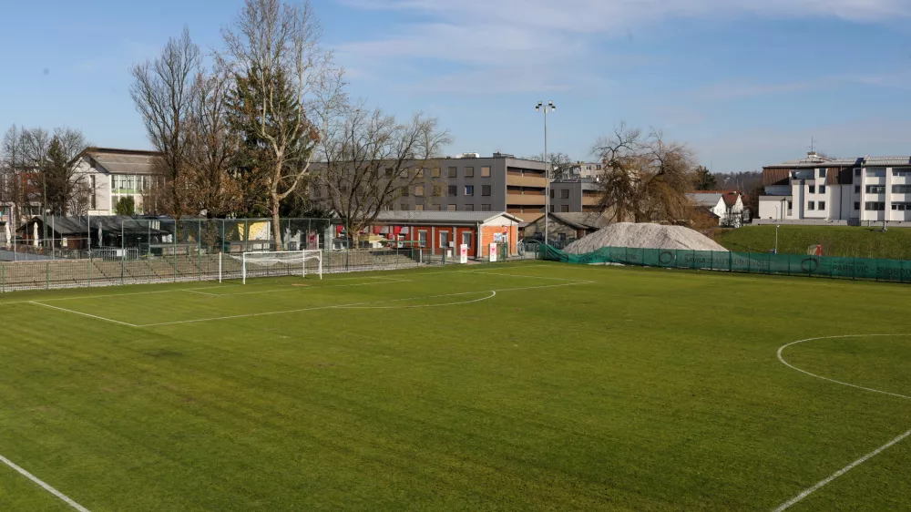 Klub &scaron;e vedno na negotovih tleh, a direktor je optimističen