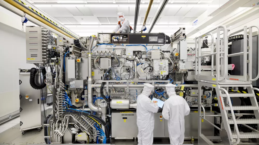 ASML Cleanroon Assembly