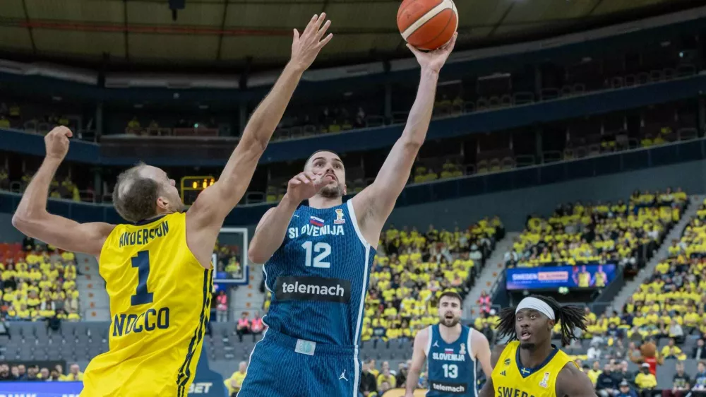 Rok Radović, Slovenija