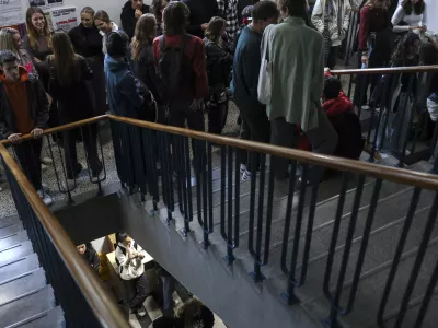 Otroci s posebnimi potrebami imajo &ldquo;neupravičeno prednost&rdquo;