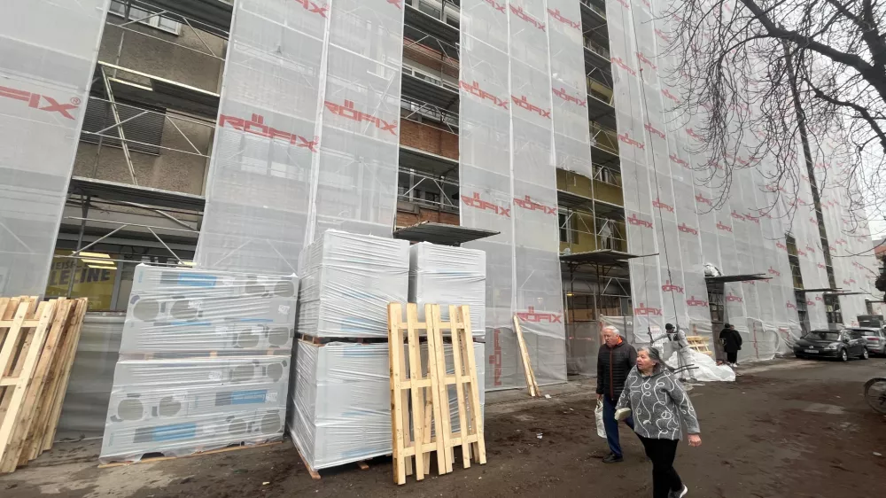 Pospe&scaron;iti moramo energetsko prenovo: najprej na vrsti najbolj potratne stavbe