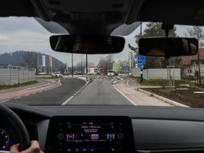 - Kroi&scaron;če Rudnik,- 02.12.2025. - Reportaža: Nevarna križi&scaron;ča, pasti, za Avto &scaron;ole,.//FOTO: Bojan Velikonja