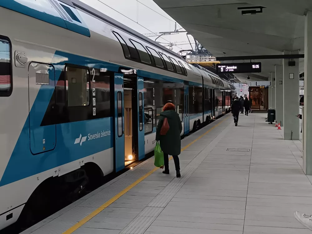 Novi peroni Železni&scaron;ke postaje v Ljubljani, severni del, zaključek prve faze gradnje. Foto: Jan Konečnik