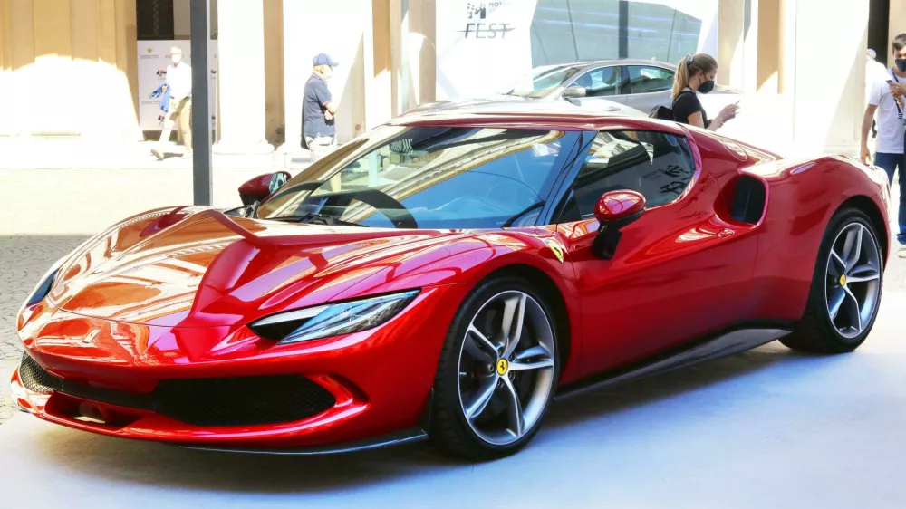 Ferrari 296 GTB. Foto: Reuters/Alamy