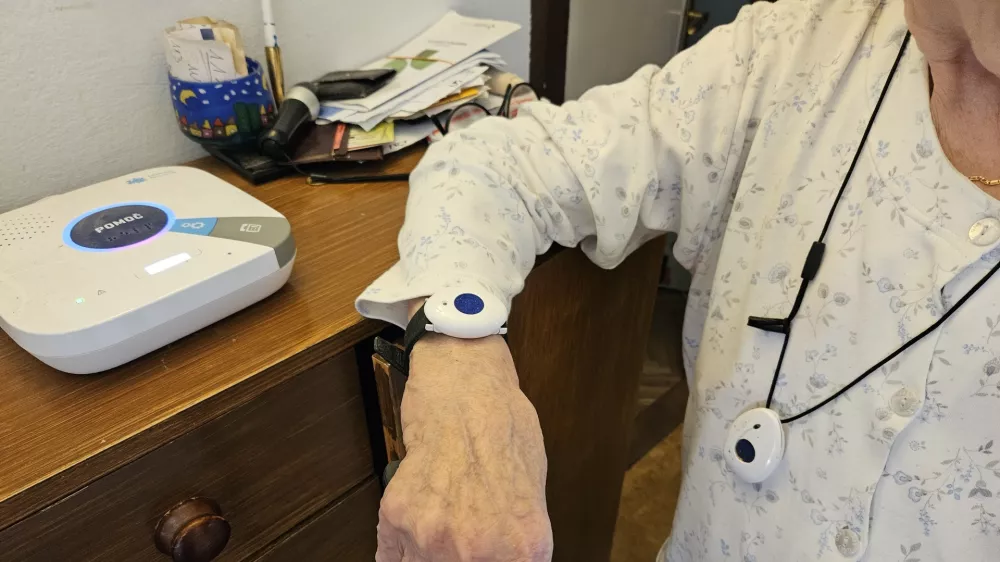 e-oskrba, Telekom, starej&scaron;i, pomoč, dolgotrajna oskrba