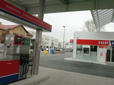 PETROL bencinski servis, nova bencinska črpalka - Trža&scaron;ka cesta